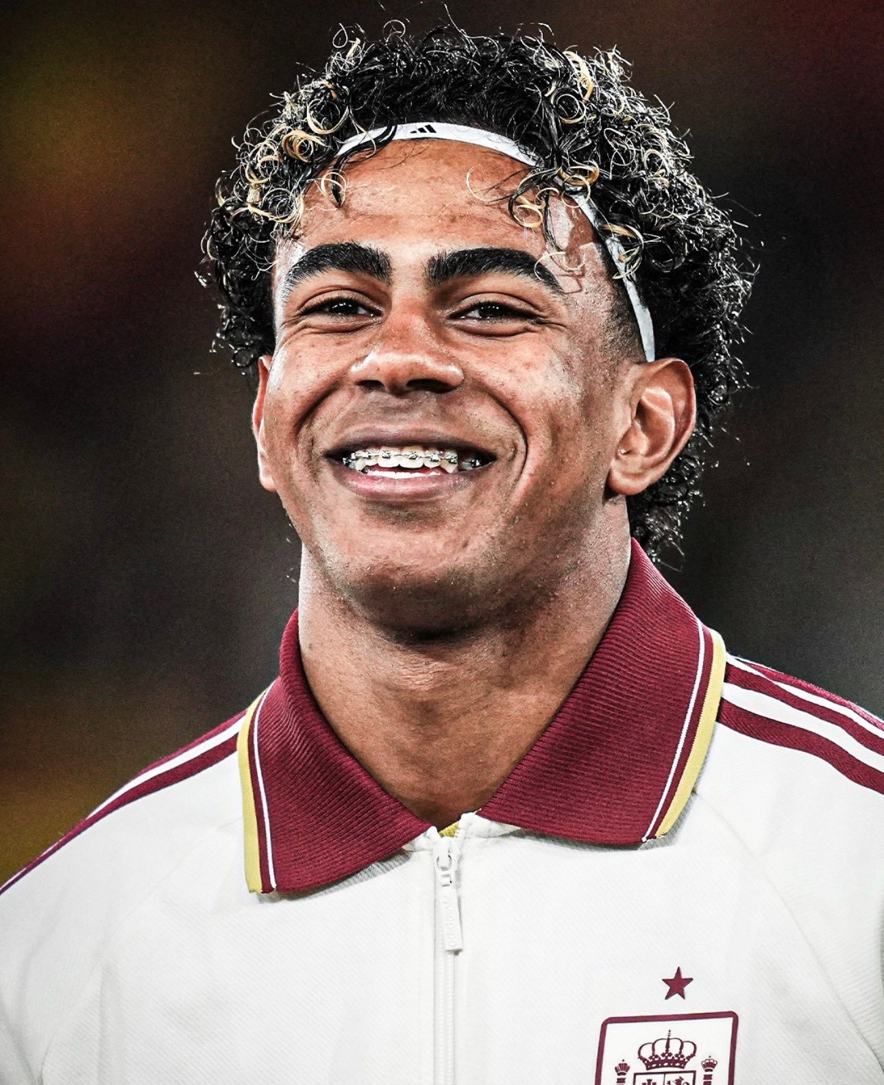 每体：西班牙足协确认不会在亚马尔身上冒险，将会谨慎管理他的上场时间。巴塞罗那俱