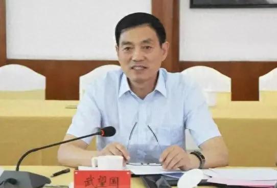 同煤集团武望国被开除党籍并移送起诉了他可真是几手抓啊！一方面为别人职务调
