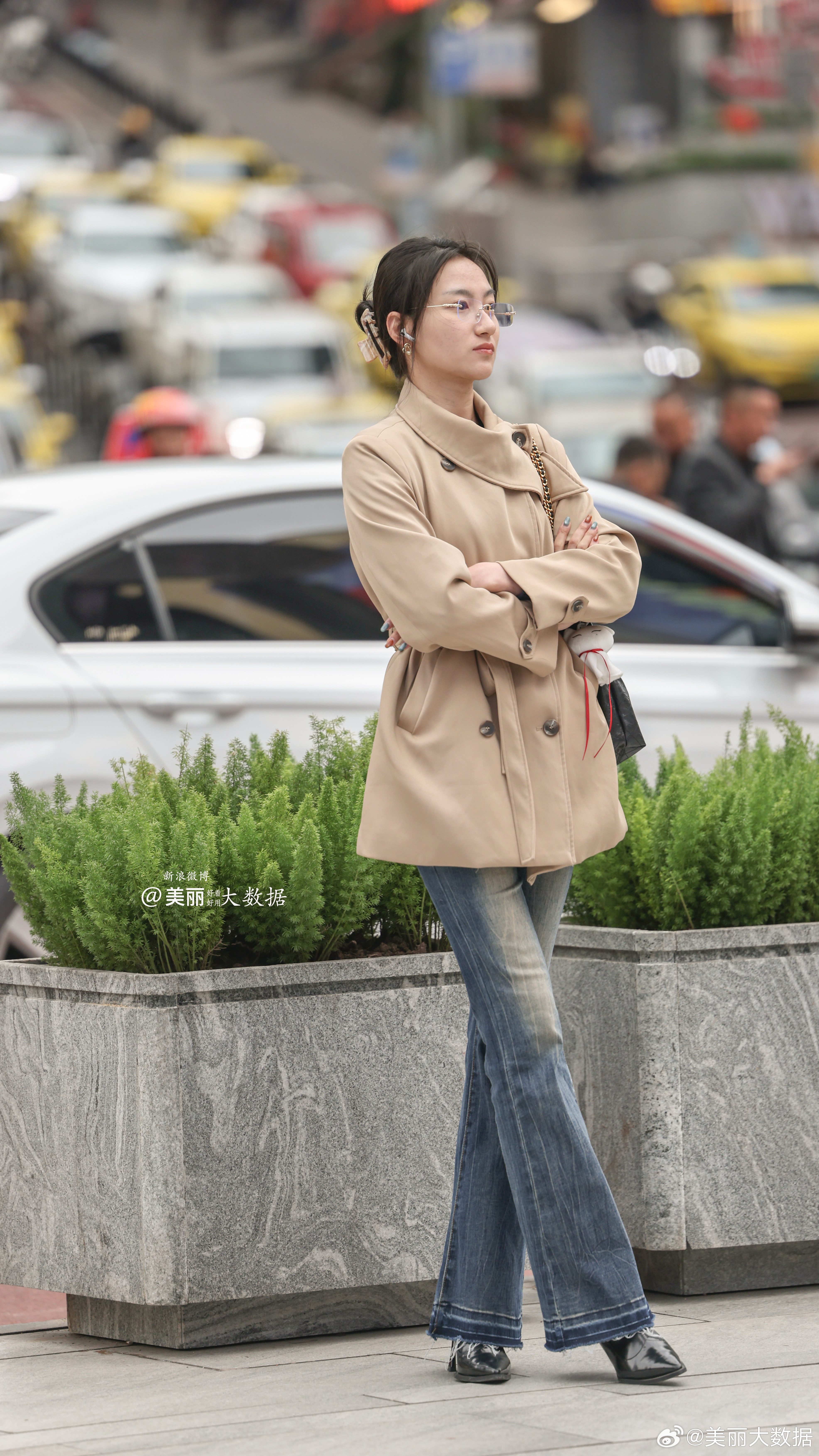 有点怡然自得的感觉。。。