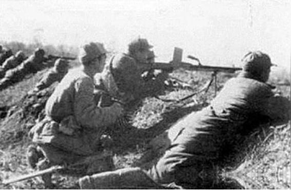 在解放战争的高级将领任职中，1948年的陈毅有一段经历很容易让人产生疑问。如果只