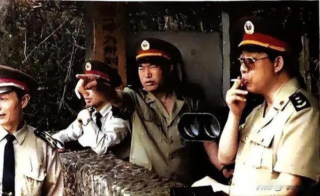 1978年深冬，一位团参谋长正在招待所里收拾东西，准备转业回老家。这个人叫姚双龙