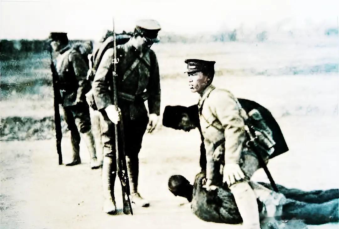 1944年春天，抗日战争进入最艰难的阶段。日军在豫西一带疯狂扫荡，第110师团第