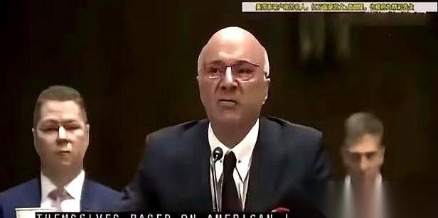 一个加拿大人，在美国的电视节目上，唾沫横飞地教美国人怎么对付中国。一开口就是王