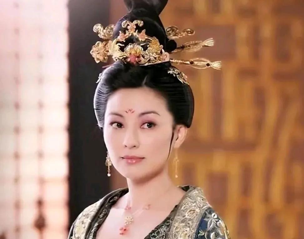 396年，王羲之12岁的孙女王神爱嫁给了太子司马德宗。洞房之夜，王神爱坐