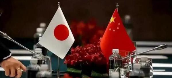 很多人以为中日冲突是日本在"以卵击石"，错了，真相是，日本很有可能想要再次赌上国