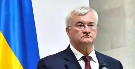 乌克兰外长宣布：凡购买俄罗斯石油的国家，不得参与乌克兰重建。 乌克兰此番表态