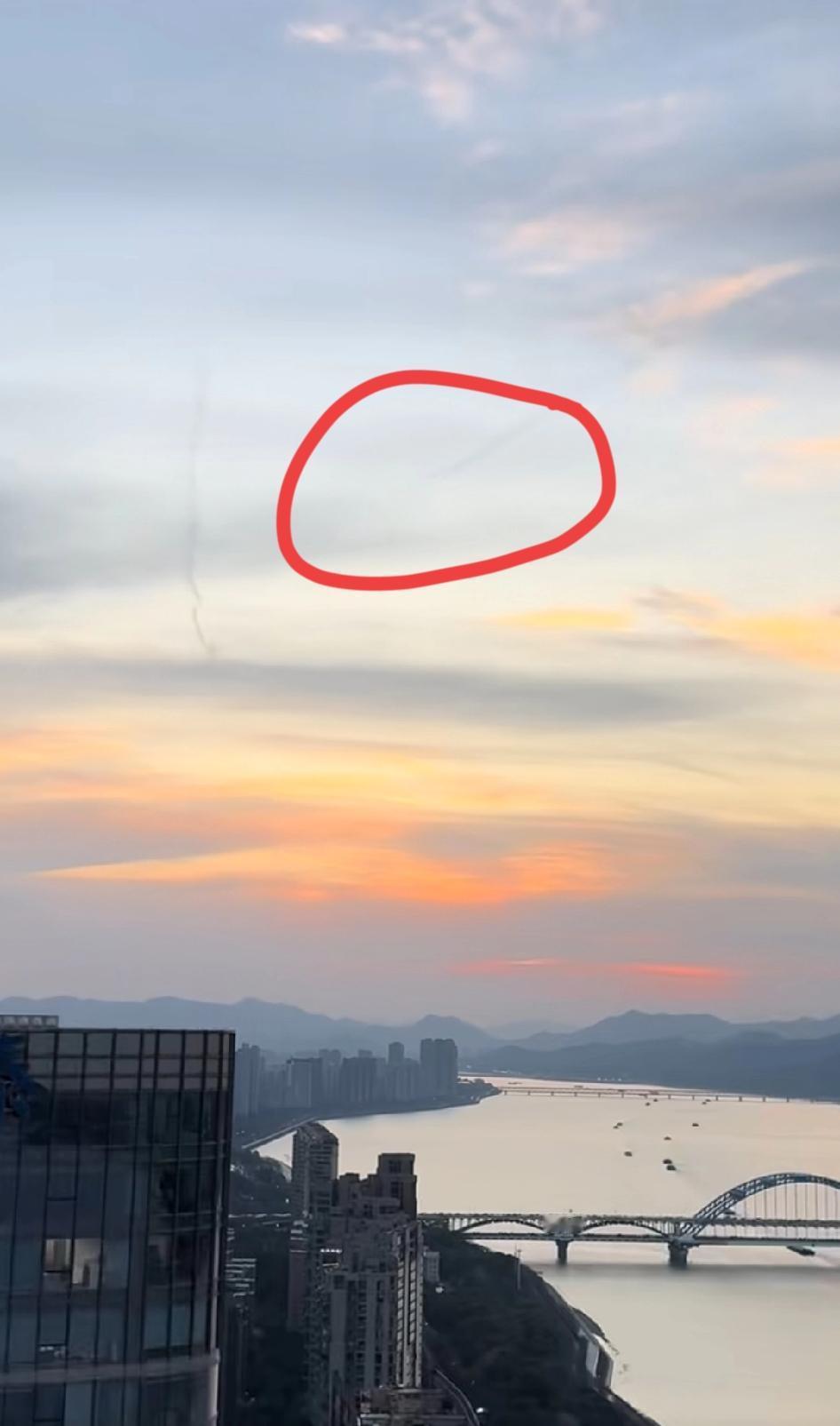 坐标杭州滨江，这是什么呢？真要是打起来杭州是前线，当年中国空军就是在笕桥抵抗日