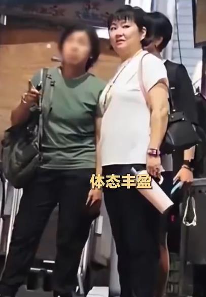 Selina社媒已停更半年以上曾经SHE的颜值担当Selina经历一场事故后陨