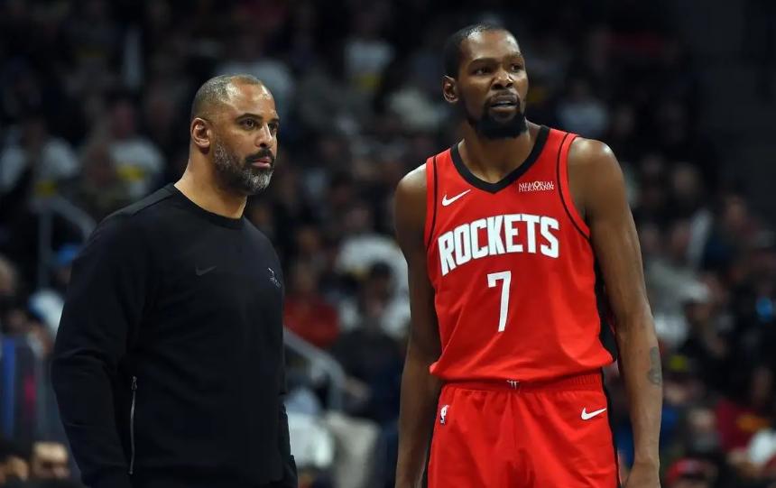 明天火箭再赢不了，乌度卡就等着下课吧，最新胜率出来了火箭连续4个客场，球队跟队