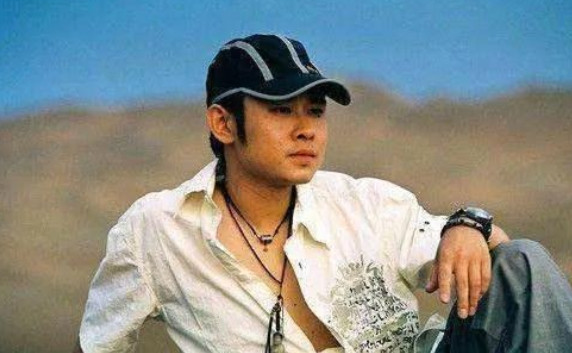 1991年，刀郎穷得叮当响，老婆实在受不了，抛下出生40天的女儿，留张纸条就走了