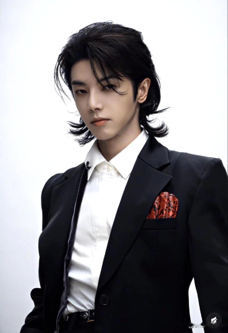 丁太升这次开炮，算是彻底把华晨宇的遮羞布给扯下来了。天天被粉丝捧上天，喊着什么