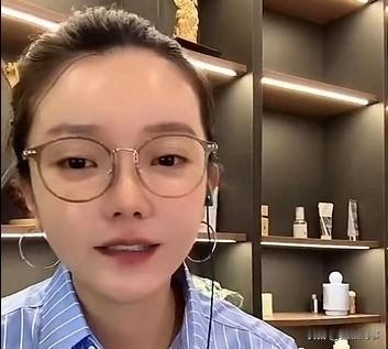 崔阿扎剖腹产不用母乳喂养，吐槽婴儿奶粉价格太贵！崔阿扎27号