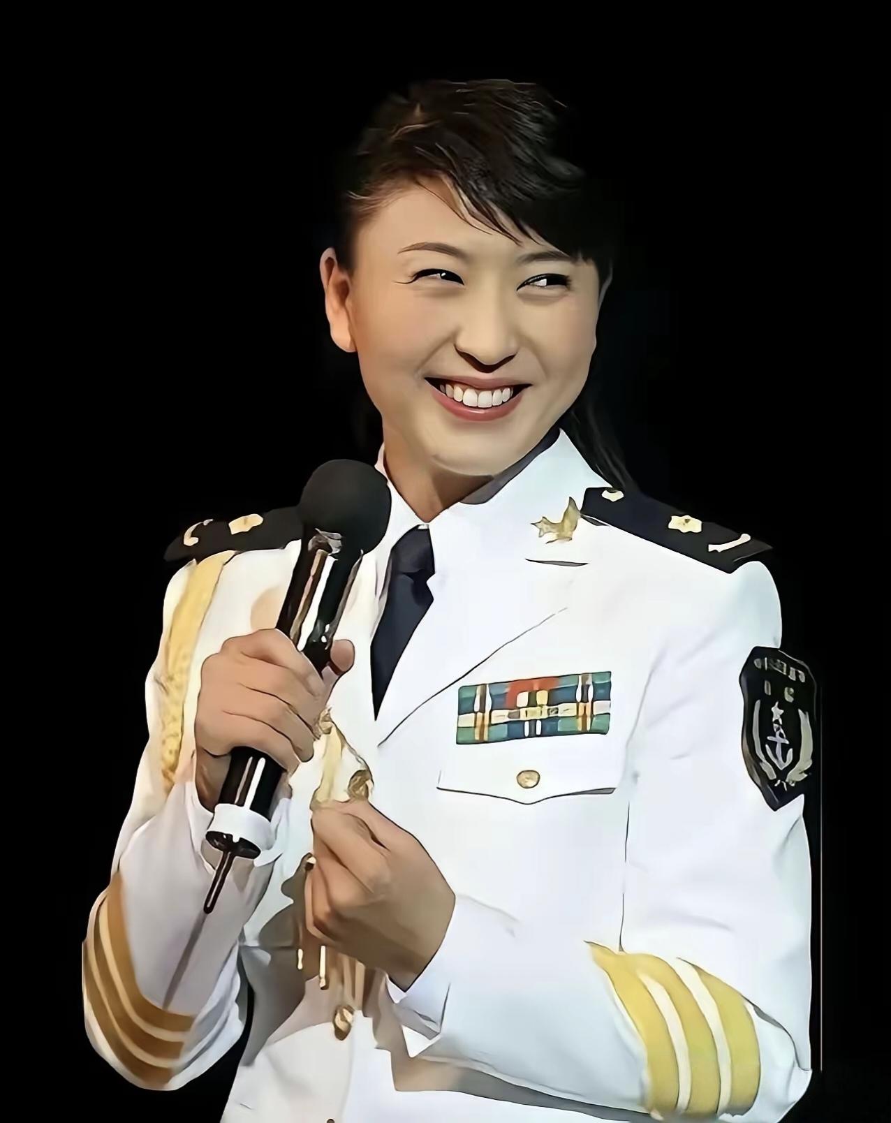 她，他们，是怎么穿上军装的？军装加身，别让铜臭味盖过了军魂！当边防军人顶