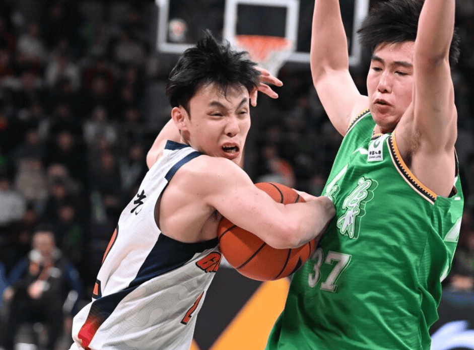 媒体人: 徐杰当选首周票王实至名归&如能蝉联票王是不错点缀