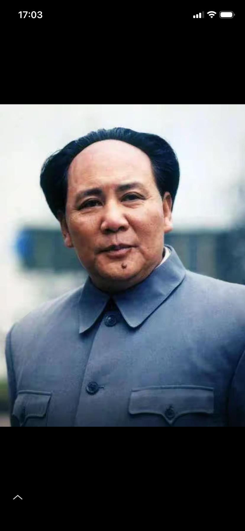 古月饰演的伟人应该和伟人的气场、容貌和气质最像的了是经典中的经典，没有之一吧