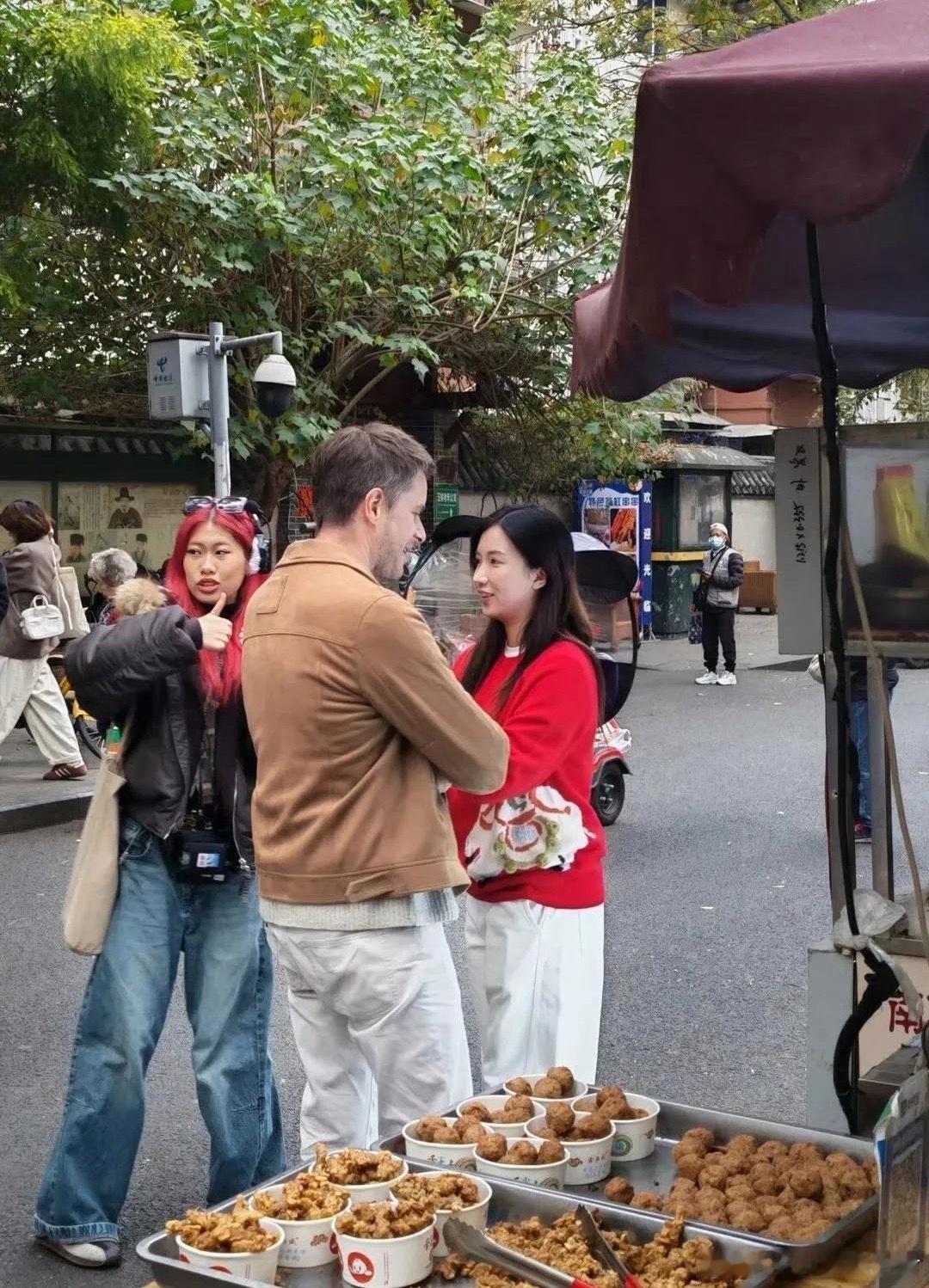 高圆圆上综艺用替身，还启用几十个安保保驾护航，被质疑过于矫情！替身的作用主要是帮