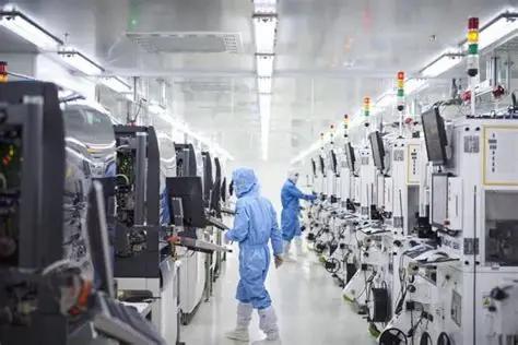 荷兰曾通过安世半导体试探了一下，发现居然行得通。日本曾通过高市早苗的言论也试探了