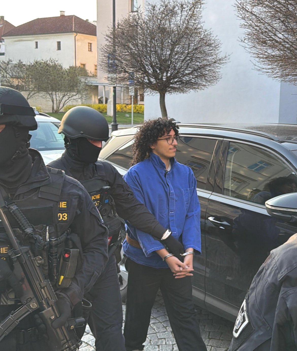 2026年3月20日发生在LPP公司帕尔杜比采仓库的纵火袭击事件。LPP是一家捷