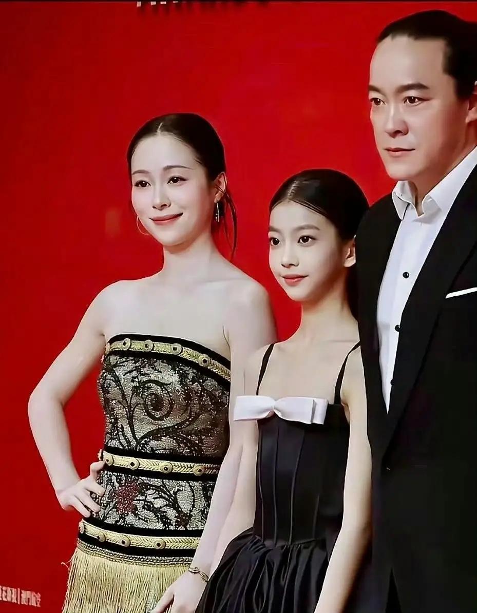 江一燕和赵汉唐离婚了,比起婚姻结束,大家更关心的是孩子抚养权,其实这压根不用争。