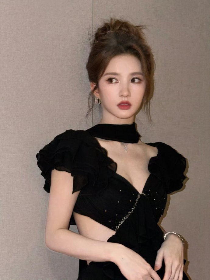 互联网多的事不知道的事，他俩啥时候谈过呀？同框好像就之前节目里吧