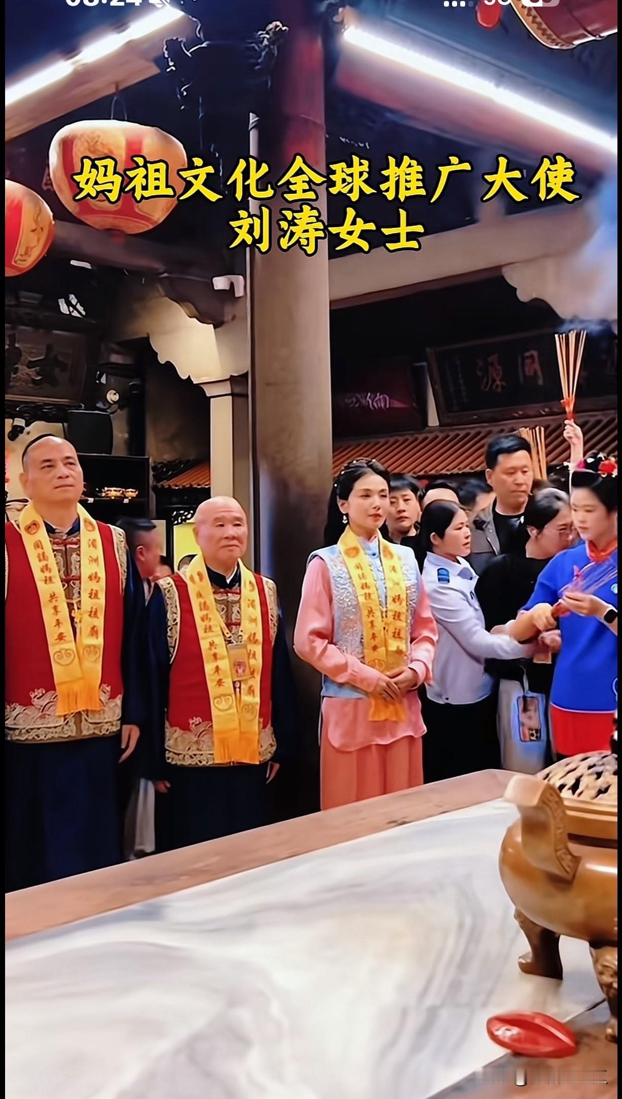 刘涛没有戏拍真的不用愁，因为她每年都能认识到一群大佬，她老公王珂在这一堆人里面