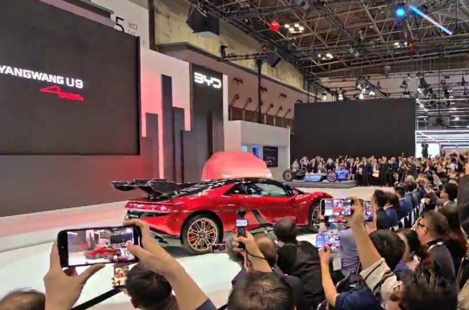 仰望U9亮相东京车展10月29日，2025东京车展开幕，比亚迪成为唯一参展的中国