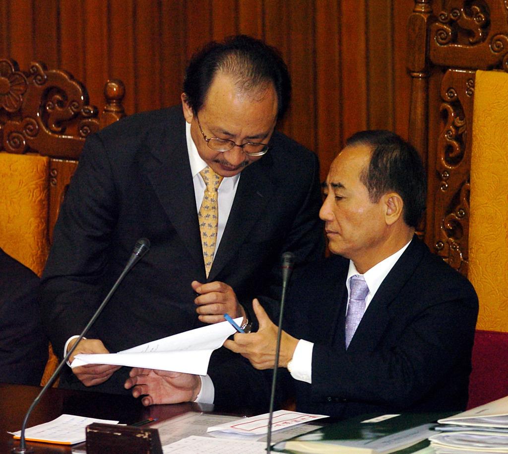 韩国瑜发飙“公道伯回来了”？郭正亮揭当年真相：阿扁搞错了“立法院长”韩国瑜昨（