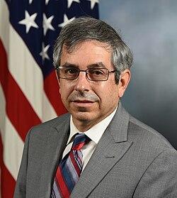 美国人急不择言，原因还是对中国崛起的恐惧，对霸权的过度依赖，源于对自己实力的误判