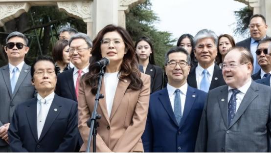 炸了！5月5日，国民党立院党团大会如期召开，原本吵了快半年的军购预算争议，终于被