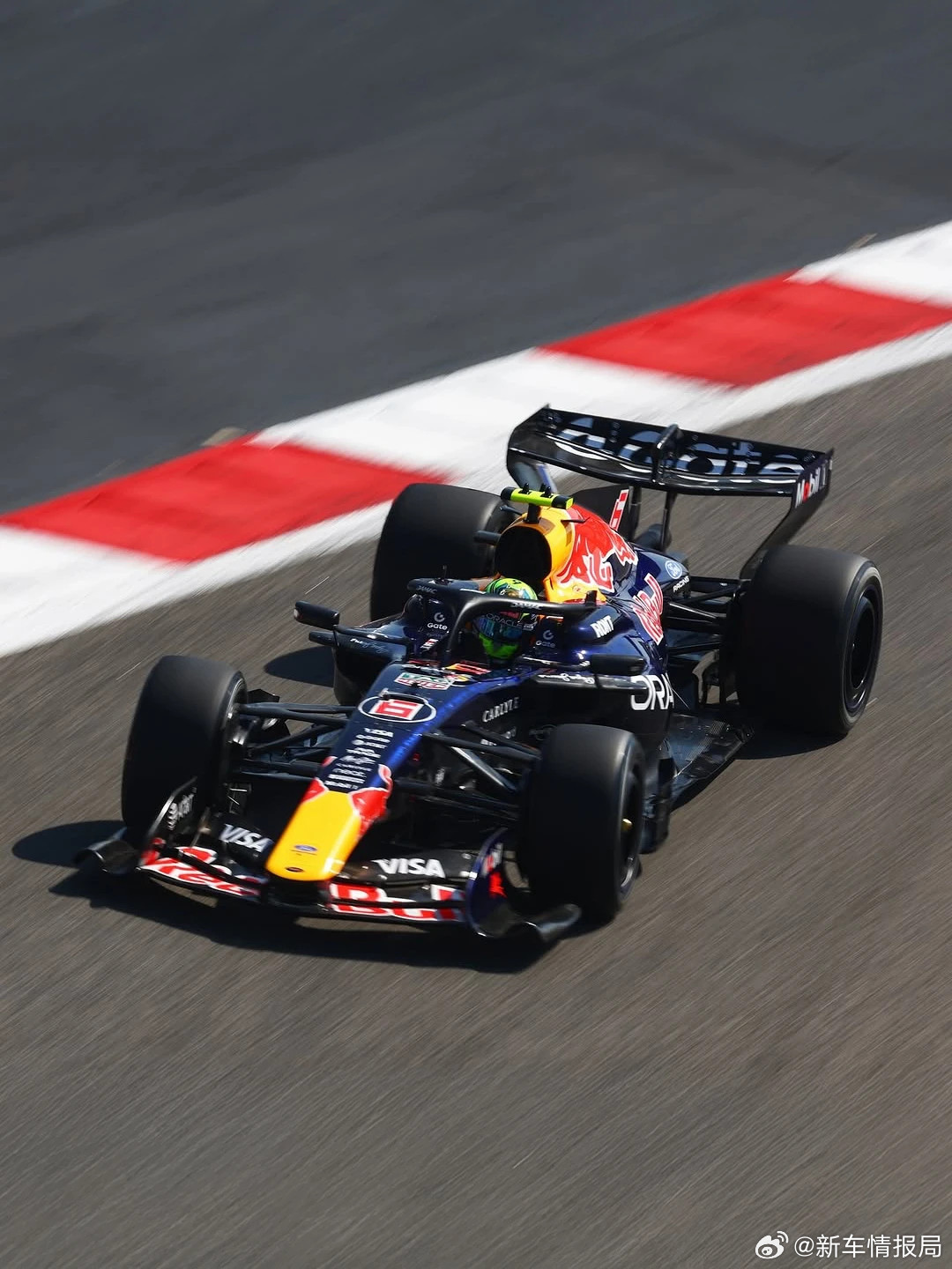 福特宣布重返F1赛场新车情报局日前，福特中国宣布，福特汽车时隔22年后重返F1