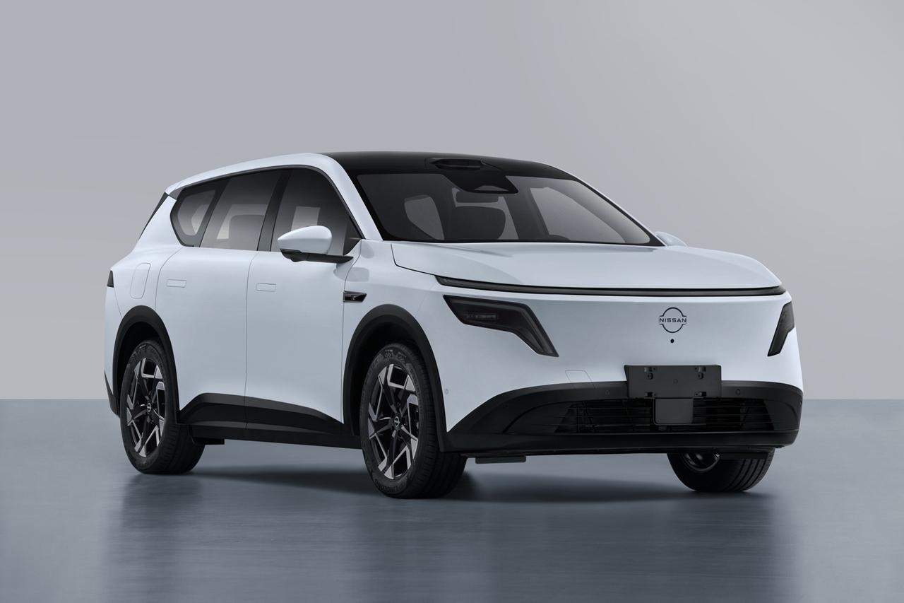 4870*1920*1680mm，轴距2917mm大五座SUV轮毂：R18-