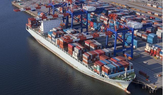 万万没想到，中国前三季度GDP出炉，直接让外媒酸了。前三季度中国经济数据一出