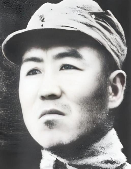 1937年春，叛变的地下党陈海写信约陈毅到大余县城酒店见面，陈毅没有直接奔赴接