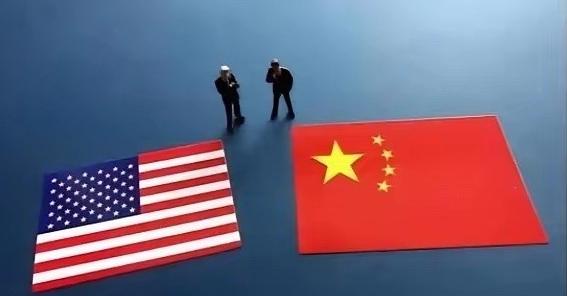 终于有人管管美国了！美国现在欠的账，光是付利息，一年就要拿出9700亿美元。这笔