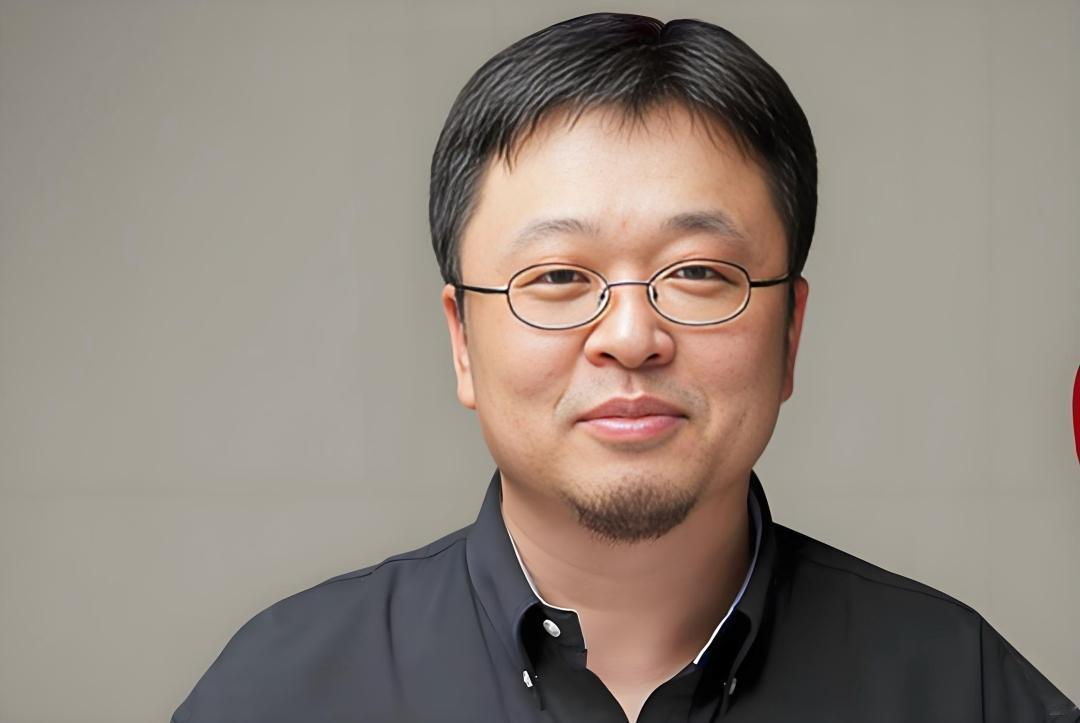 看完了罗永浩最新的长文，心里只有一个感觉：太敢说了，但也太真实了……以前