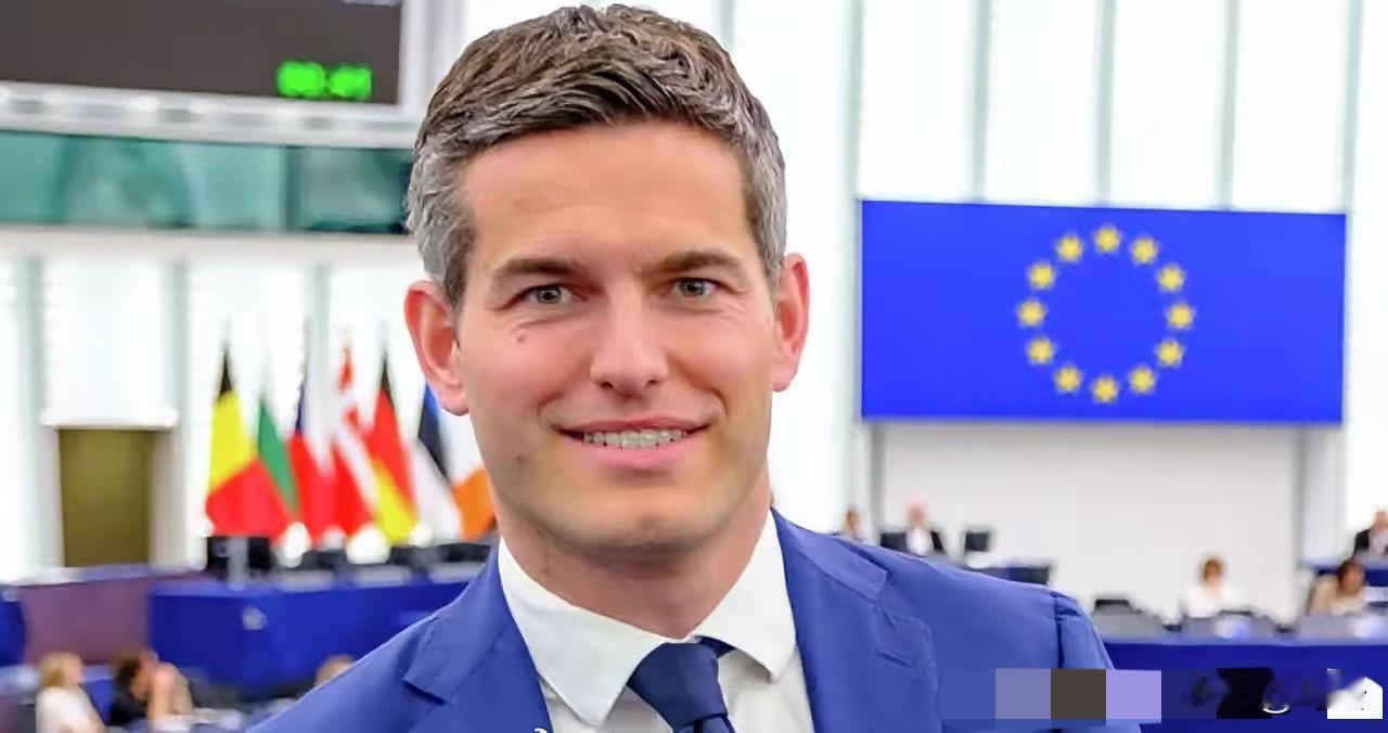 上任仅一天，荷兰新任外交大臣，就故意朝中国发难​当地时间2月23日，荷兰最年轻