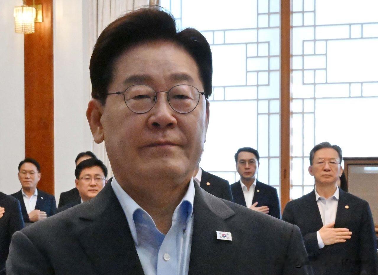 5日韩国总统府相关人士透露，在昨日国务会议散场时，总统李在明以半开玩笑的口吻对法