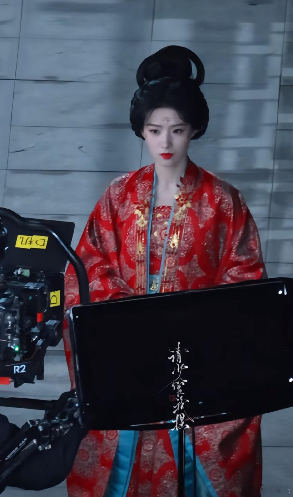 卢昱晓瘦了之后，真的跟换了张脸似的