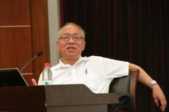 遮羞布被撕下！美籍华裔数学家丘成桐直言：中国数学水平落后美国八十多年，跟美国上世