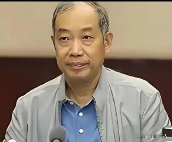 我们的院士老了。我们的国宝老了。有了他，我们有了让西方仰视的技朮。有了他，