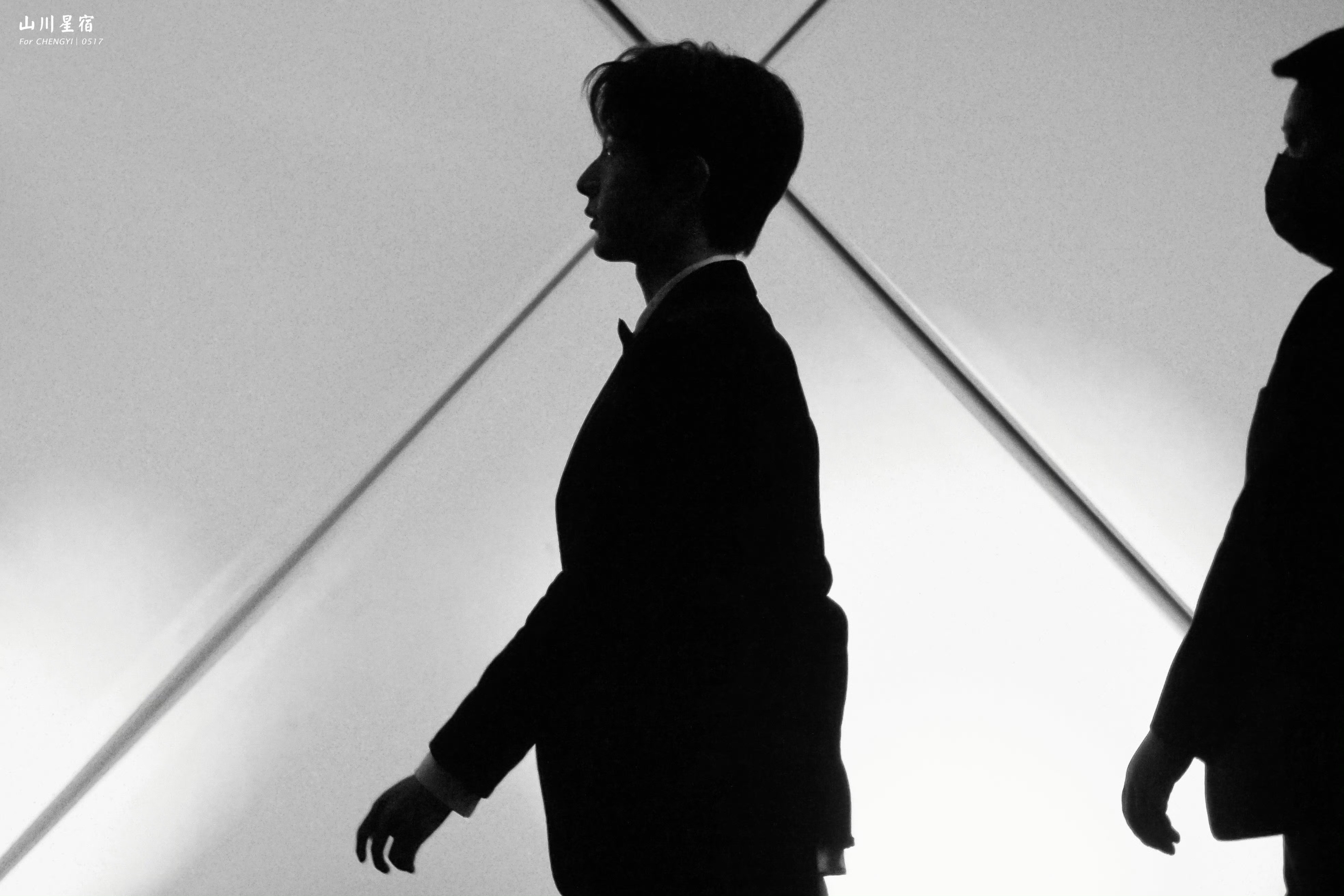 2026淇圈顶流争霸赛行走的光影氛围感男神清冷俊俏今天又是超想你的一天呀成毅