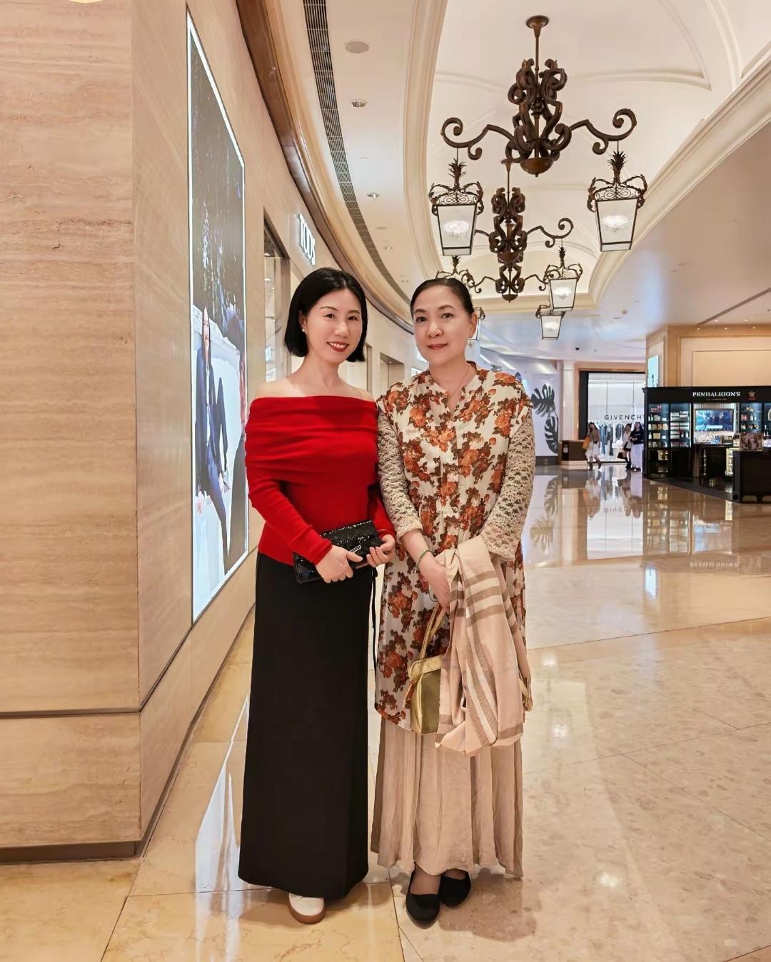 这两天，网友在澳门偶遇沈丹萍女士，她来澳门参加活动，并来这里游玩，从网友分享的照