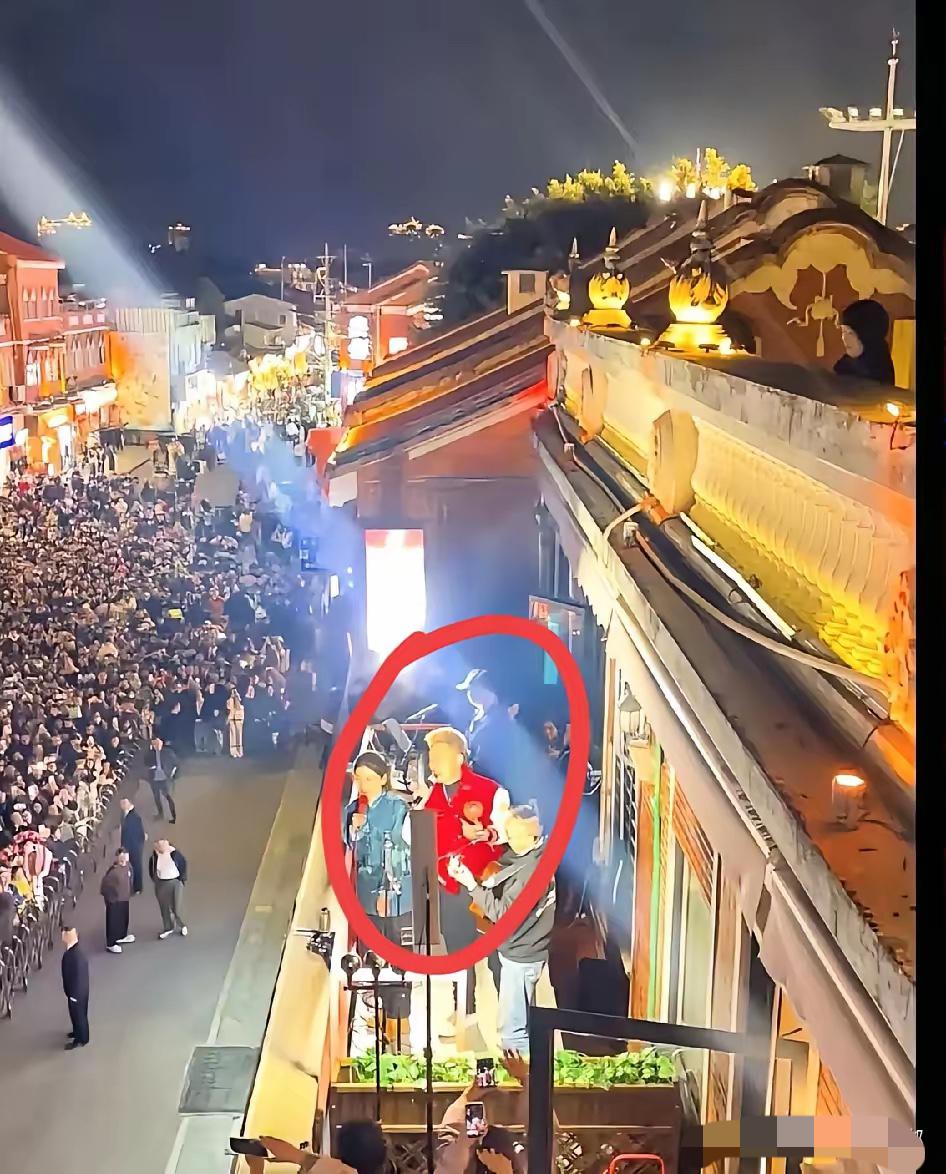 任贤齐这次是真把网友们“拿捏”得死死的！别人开演唱会门票抢破头，他倒好，3月7号