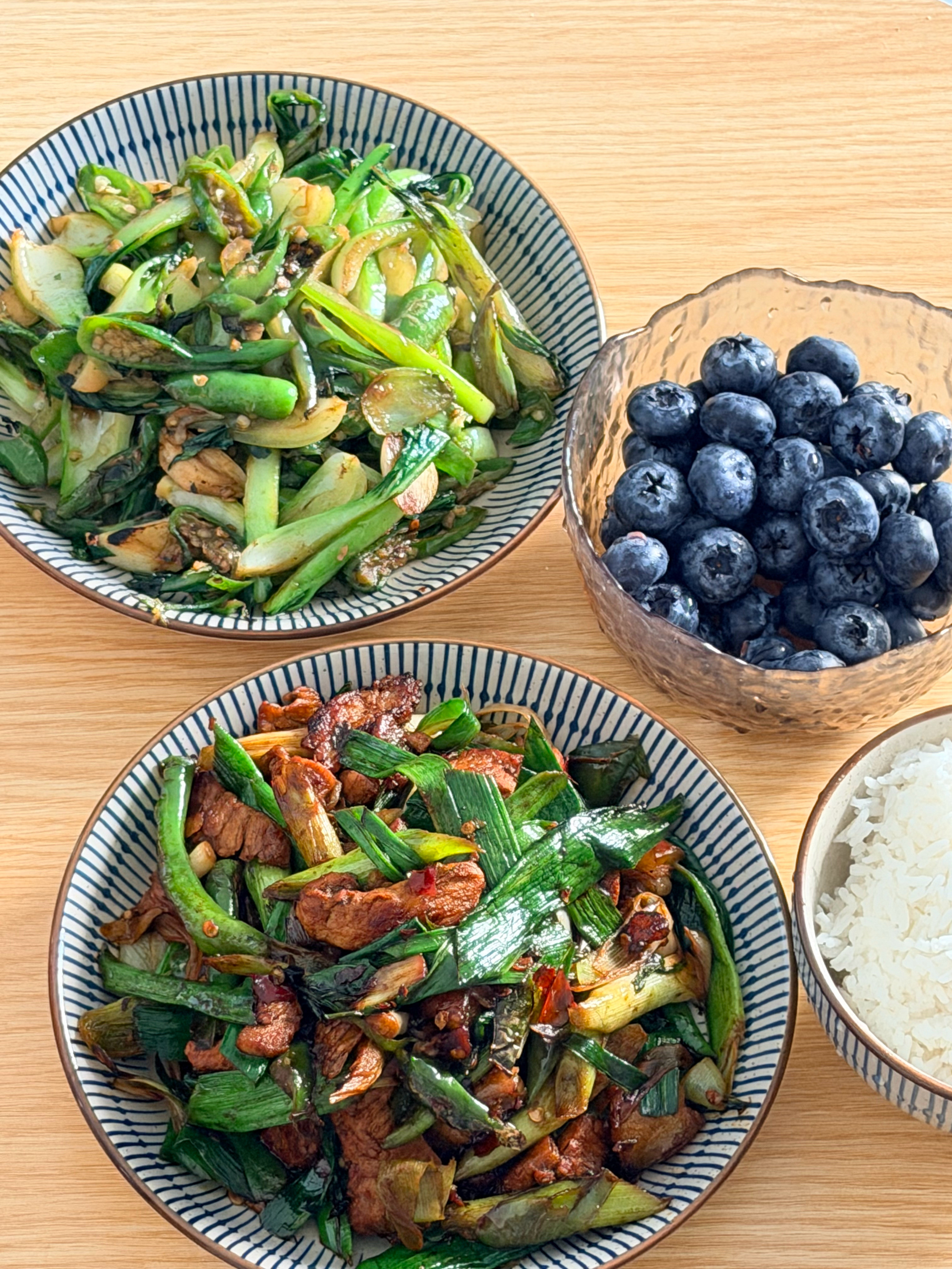 明天早上准备用白吐司自己做三明治一日三餐都自己动手我可以去做美食博主了