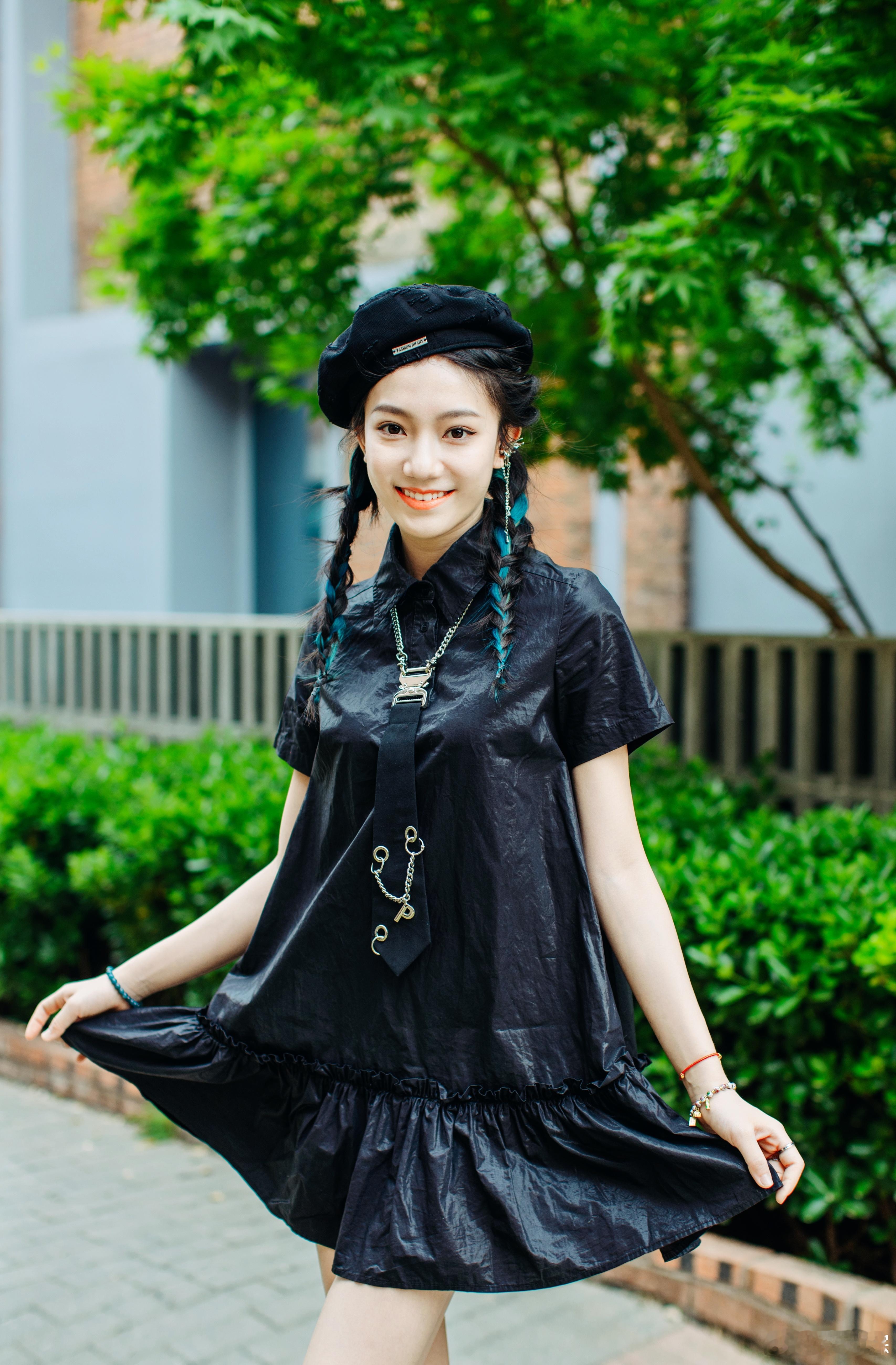 朋友们青年节快乐​​​
