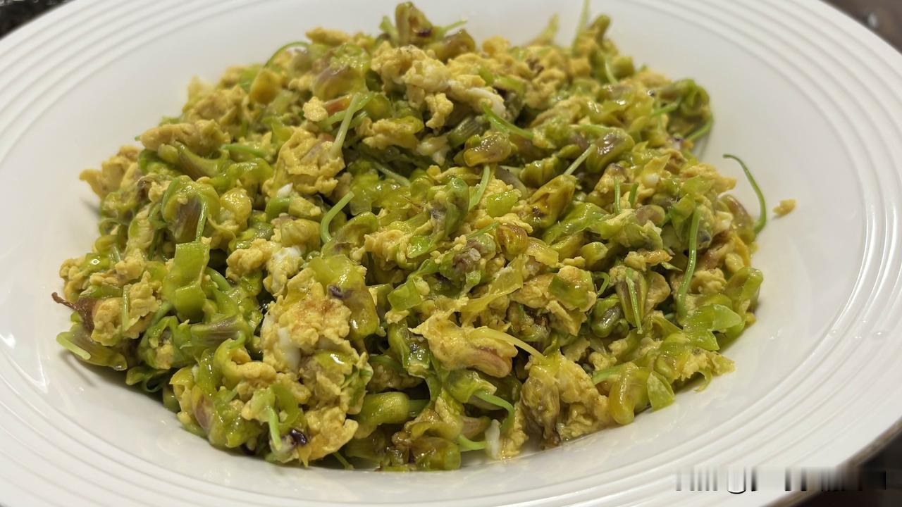 农家菜农家乐石斛花妙鸡蛋、红烧豆腐、辣椒炒鱿鱼、炒韭黄、芦荟炒鱿鱼、清蒸鳊鱼