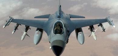 巴基斯坦推动F-16：美国能否批准AIM-120D武器交易？2025年