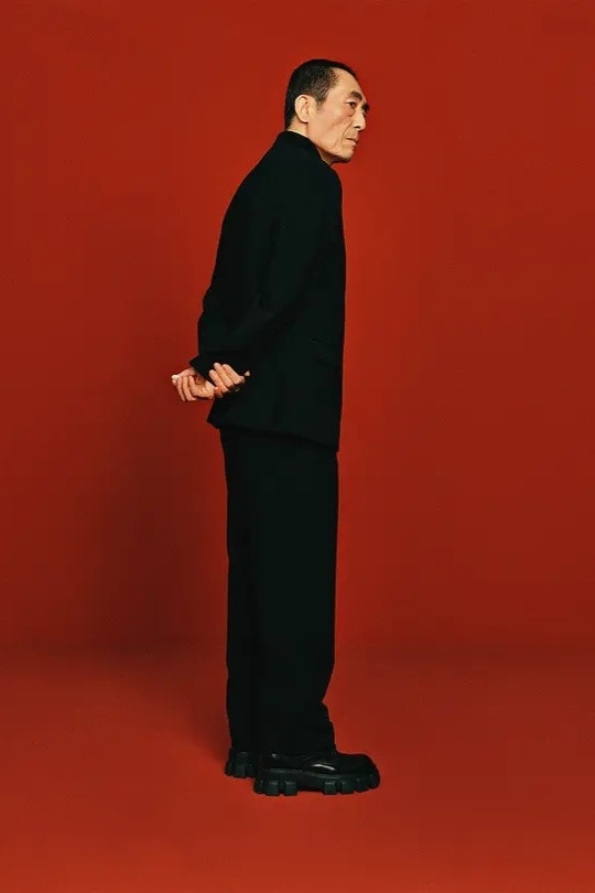 张艺谋电影惊蛰无声定档春节张艺谋四战春节档，75岁正是闯的时候👑狙击手2