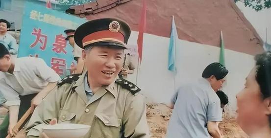 驻河南部队并入济南军区，后勤却归总后管，政委反映多年才要回去“1992年腊月的