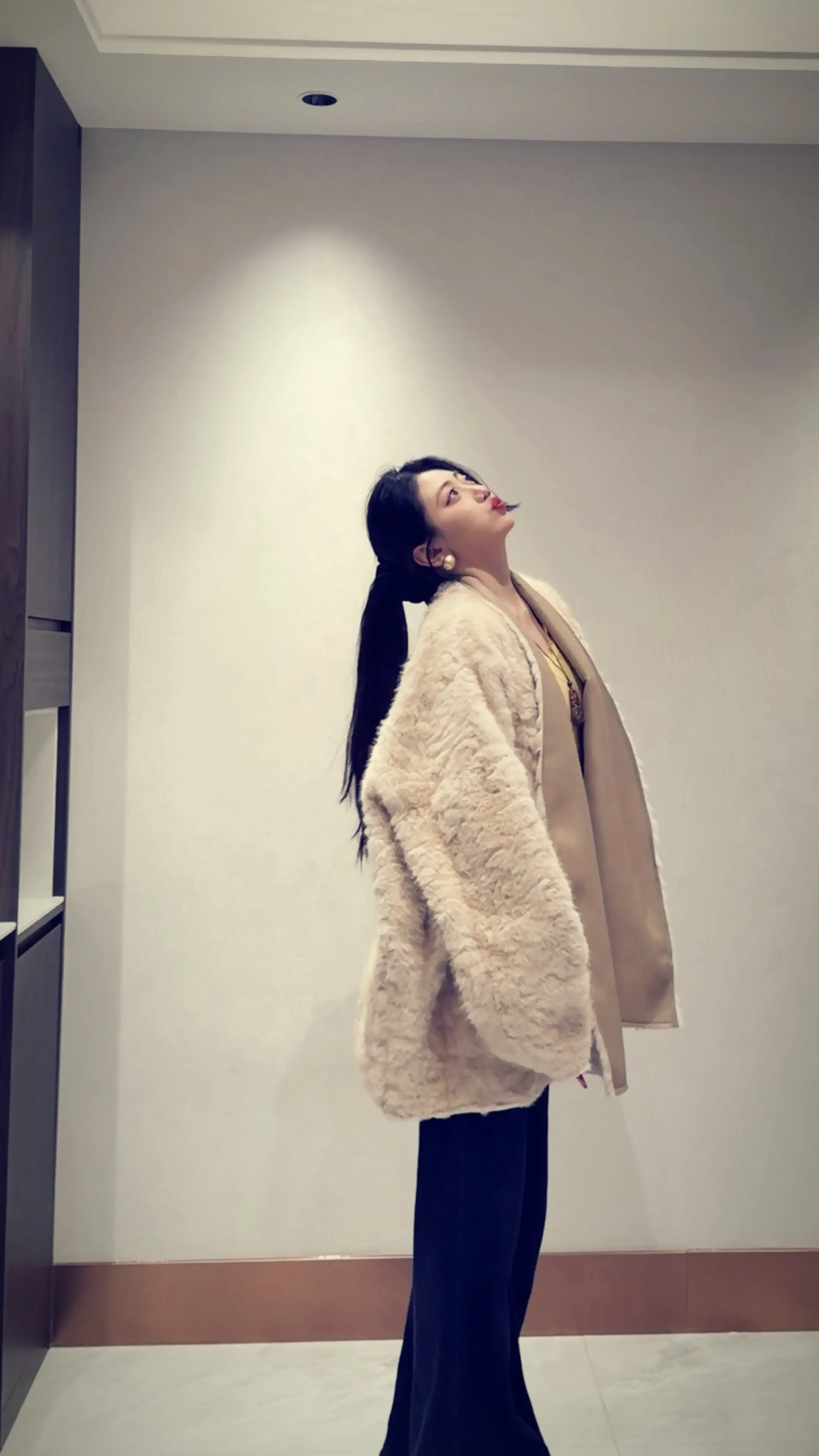 人与人在相遇的那一刻 缘分就耗尽了 剩下的全靠事在人为.